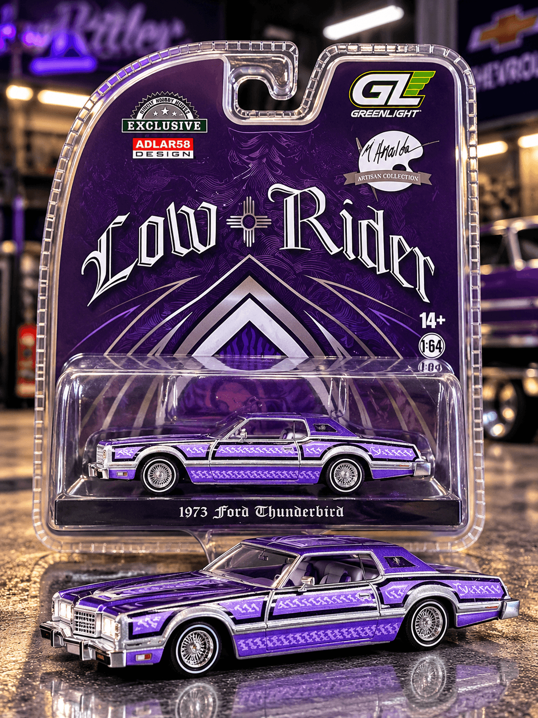 GREENLIGHT – FORD THUNDERBIRD 1973 – LOW RIDER – ESCALA 1:64