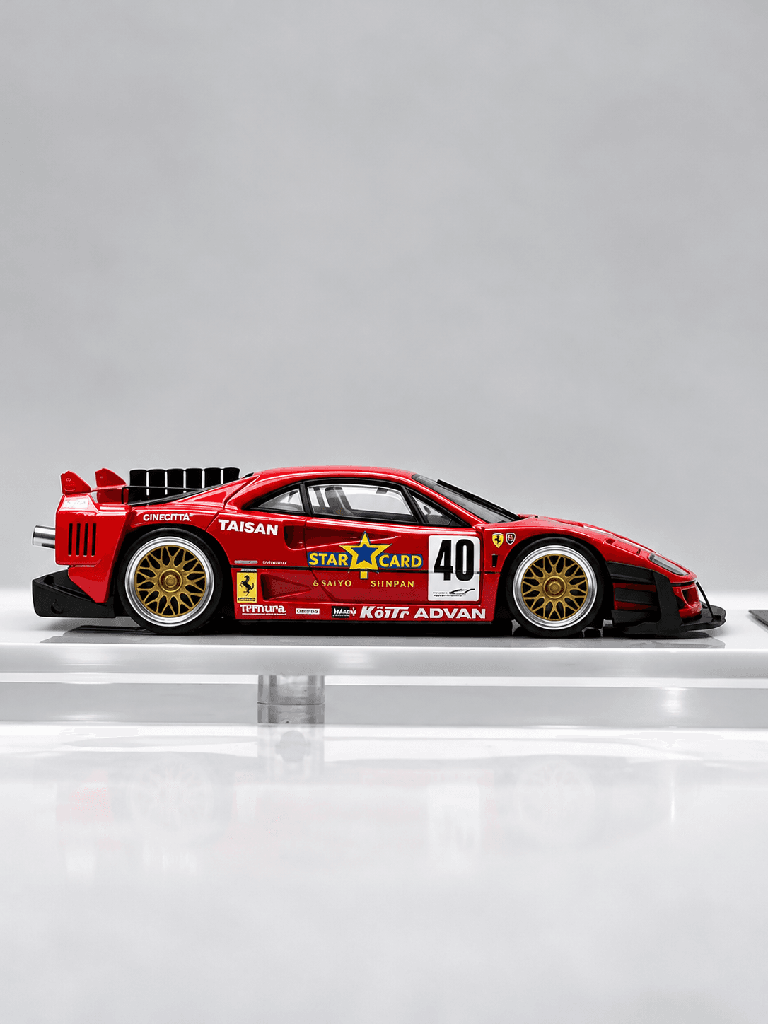 Ferrari F40 LM Taisan Star Card #40 – Escala 1:64
